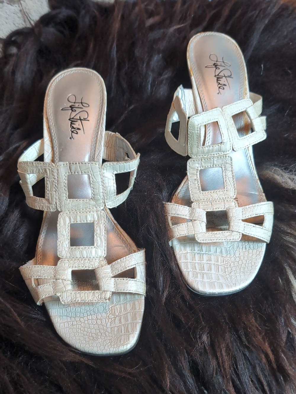 Life Stride Ivory Croc-Embossed Cutout Slide Mules